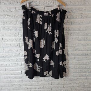 Alfred Dunner Women Skirt 22W Plus ALine Pull On Black Gray Floral Sheer FLO56E